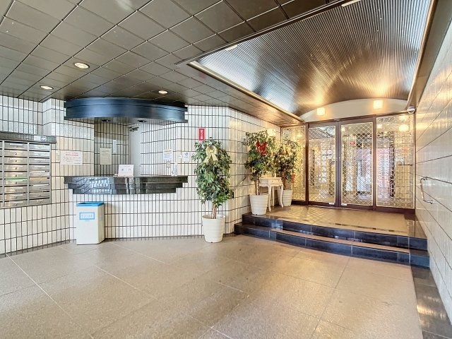 ベル・パークシティ西新宿3階 エントランス