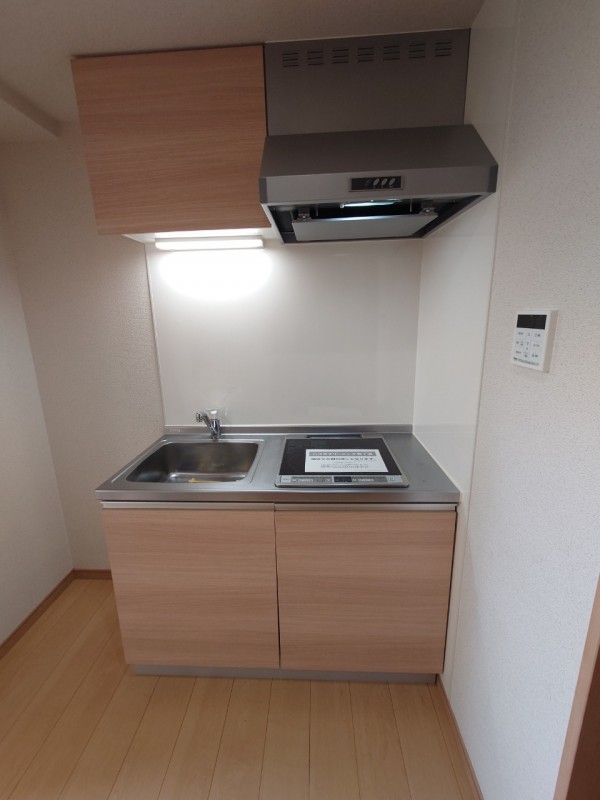 ウエストガーデン六町2階 キッチン
