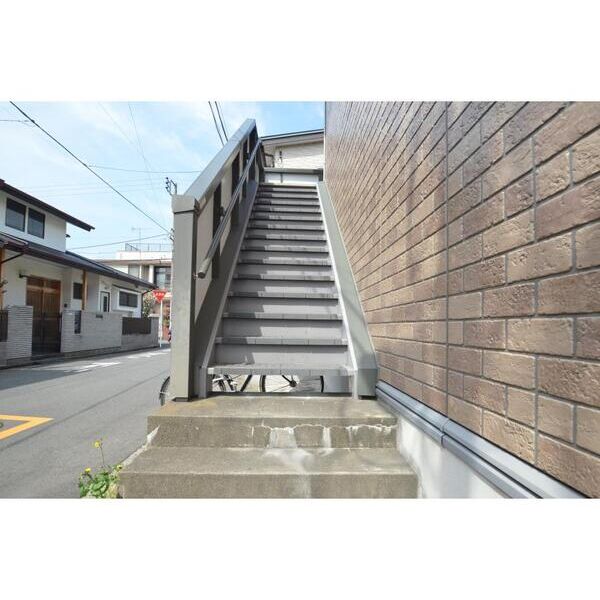 カーサ・ミーア文庫203号室 エントランス