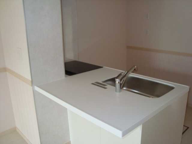 プティ　グリシーヌ カウンターキッチン