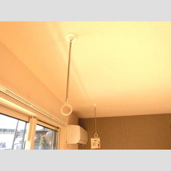 カーサ石原　A106号室 室内物干し