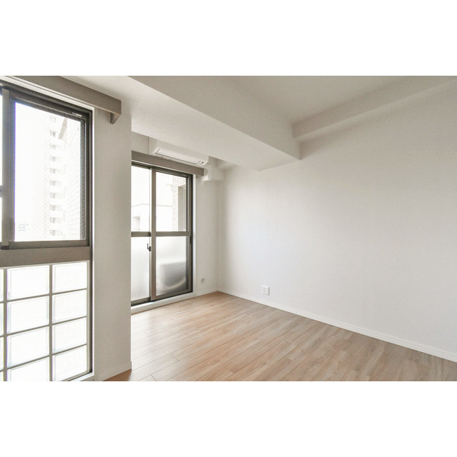 オーパスホームズ白山0503号室 内観