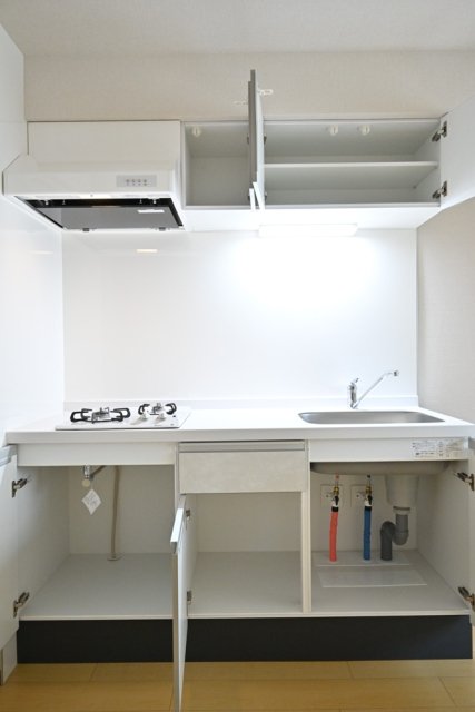 ＣＥＮＴＲＡＬ　ＧＡＲＤＥＮ　ＲＥＳＩＤＥＮＣＥ　ＴＯＫＹＯ2階 キッチン