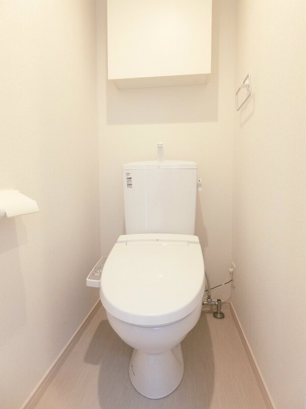 リブリ・コウゲン鎌倉2階 トイレ