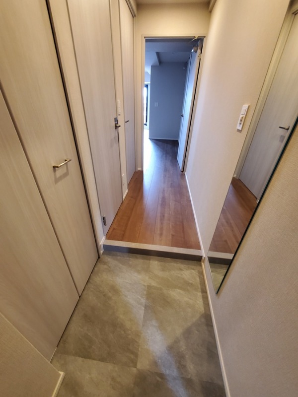 maison chrolo5階 玄関