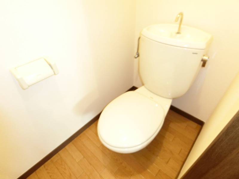 メゾンブランシュ 独立です。