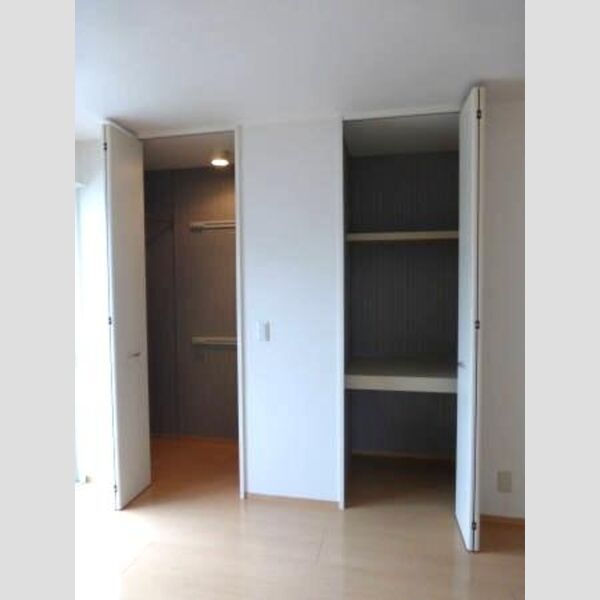 レザン・ポワール クローゼット