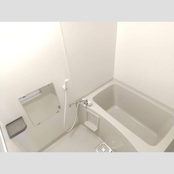 フルール　A,B,CC102号室 浴室