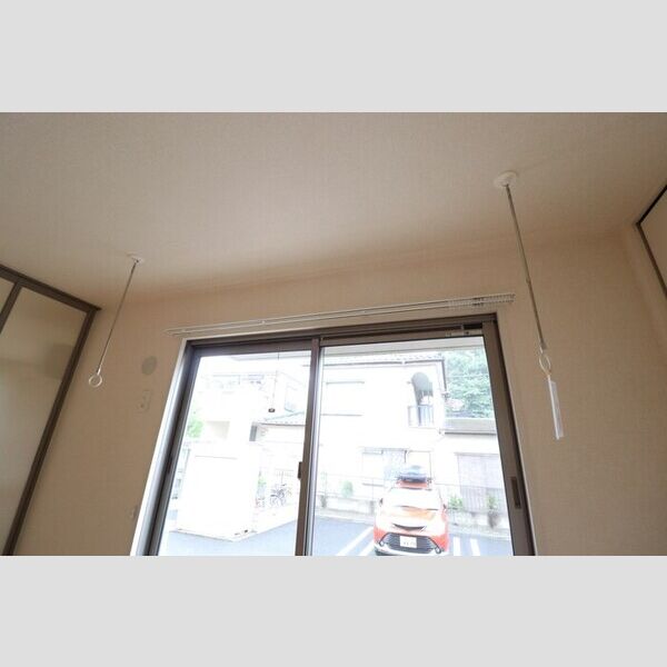 ステラ前ヶ崎103号室 室内物干し