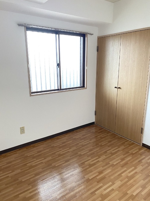 豊栄ビル5階 部屋その他