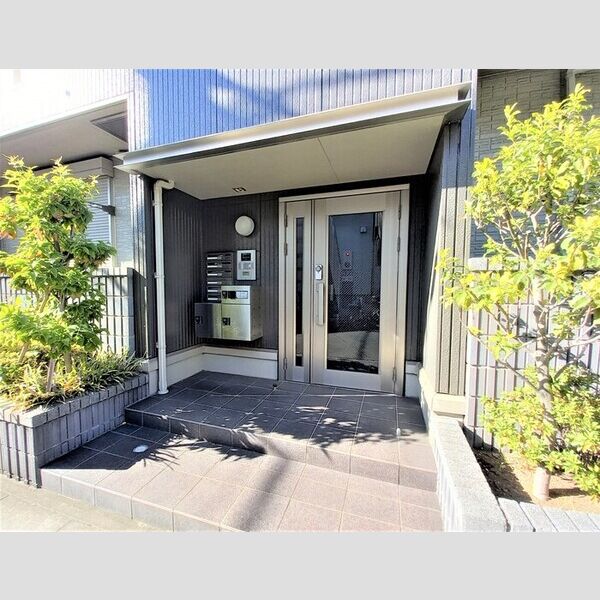 ロイヤルヒル共栄　Ⅰ エントランス