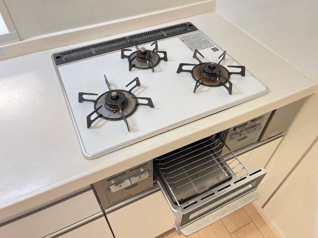 ハーモニーヒルズ206号室 キッチン