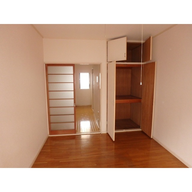 むさしのハイツ210号室 リビング