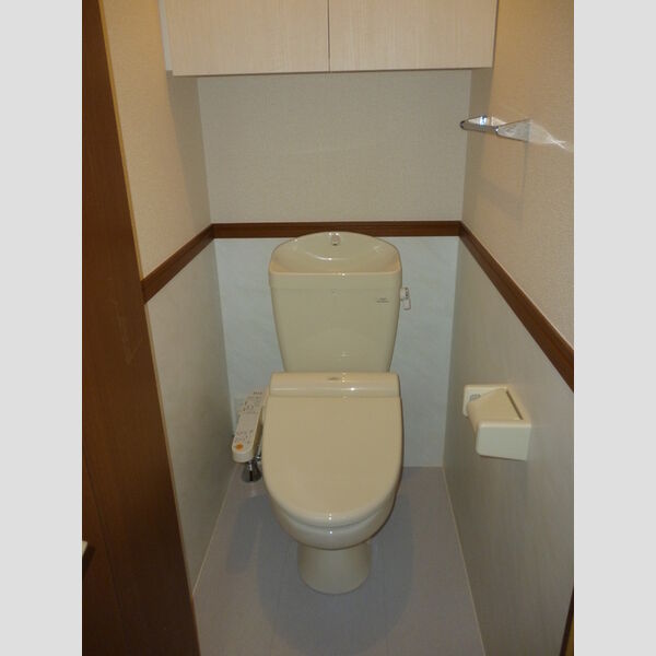 ビューラー9 トイレ