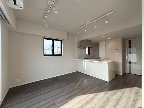 Ｌａ　Ｐｅｒｌａ　Ｎａｋａｎｏ4階 リビング