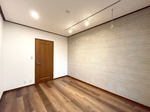 サニーハイツ103号室 リビング