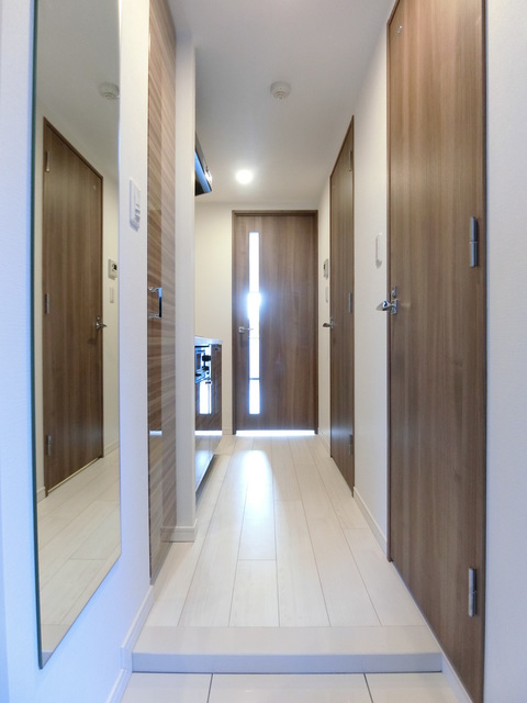 ガーラ・ヒルズ武蔵小山1階 人感センサー付き玄関照明