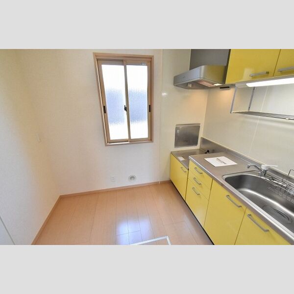 フォンティーヌ　　A103号室 キッチン全景