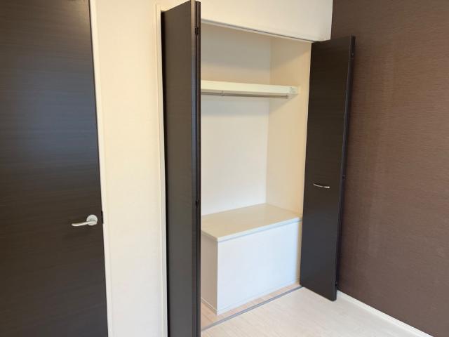 アルコ　イーリス 洋室