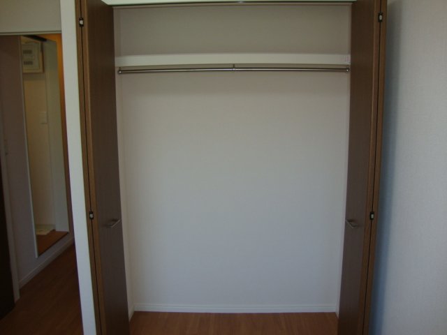 葉山レジデンスⅡ クローゼット