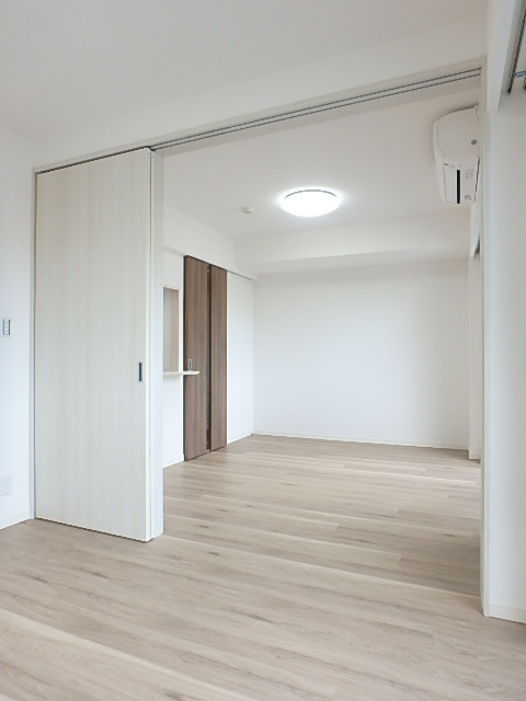 ガーラ・ヒルズ氷川台2階 フローリング