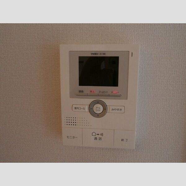 PURA VIDA(プーラ　ヴィーダ)　B棟 モニター付インターホン