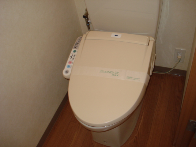 プロニティ・アン シャワー付トイレ