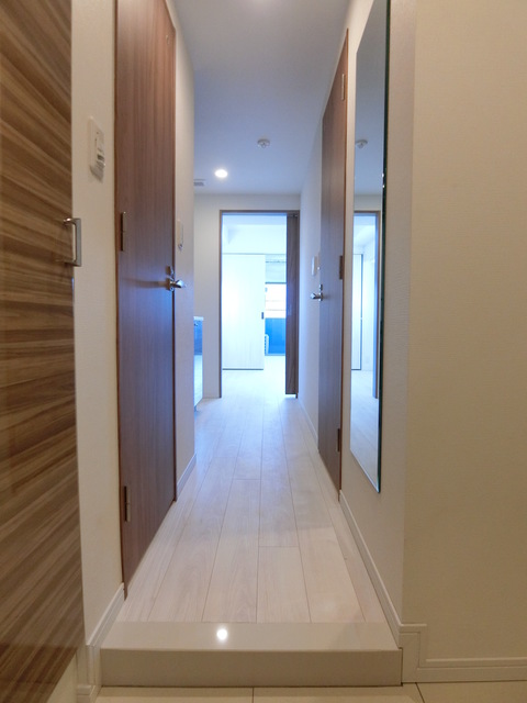 ガーラ・プレシャス三軒茶屋 ゆったりとした玄関です