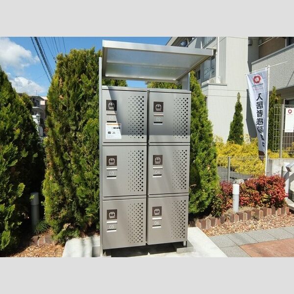 アルシオーネコート　A301号室 宅配BOX