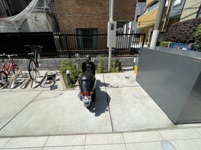 エルファーロ笹塚Ⅱ0401号室 駐車場