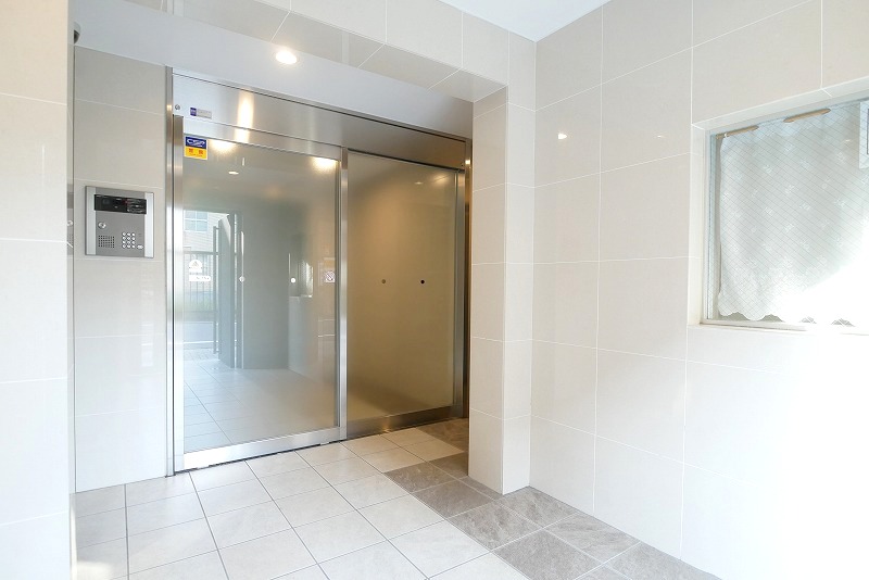 パティーナ志村坂上3階 外観