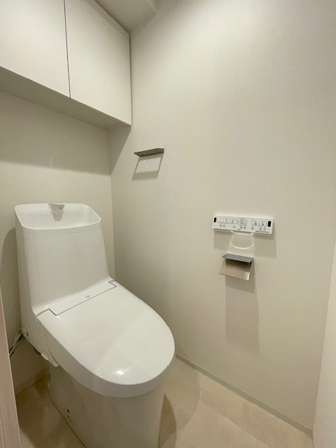 ドゥーエ王子神谷1階 トイレ