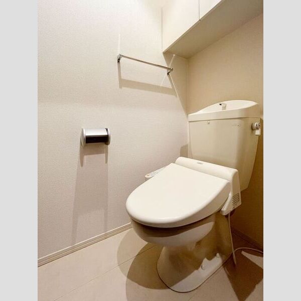 セジュールアン ラビ101号室 温水洗浄暖房便座