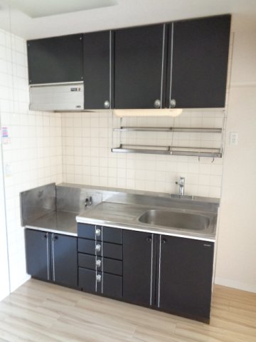 ヒルサイドテラス東寺尾0303号室 DK　※別号室の参考写真です(現況優先・仕様違いの場合あり)