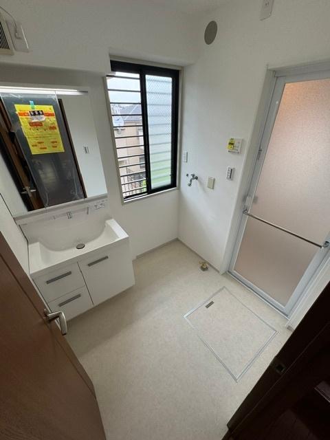 富岡東6丁目戸建 洗面