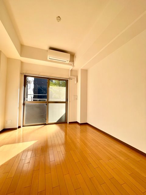 レジディア神田東2階 寝室