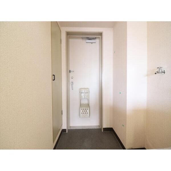 日野屋第2ビル 玄関