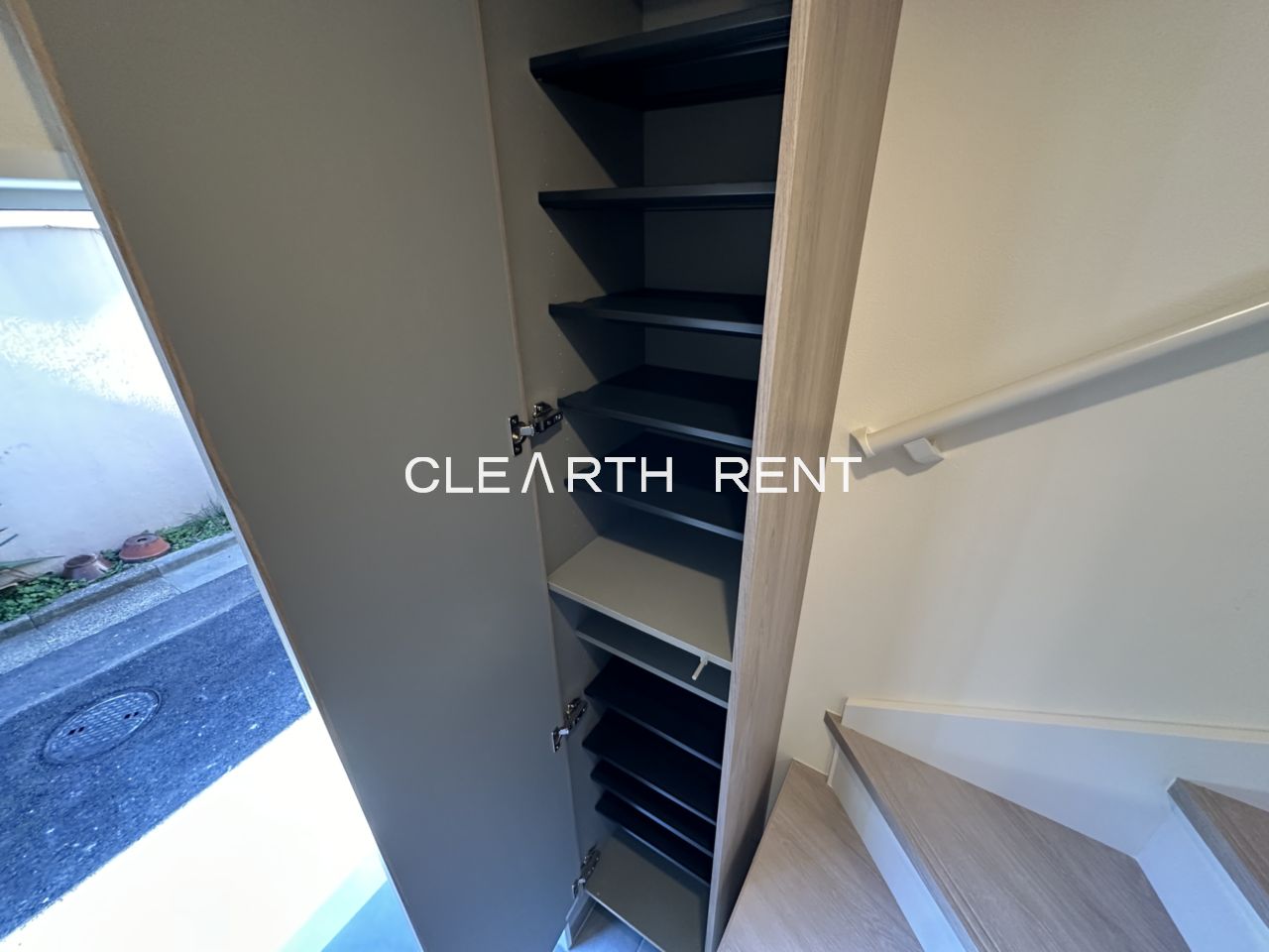 ＳＵＭＩＫＡ102号室 ☆【新築アパート】メゾネットタイプ/ロフト付き☆