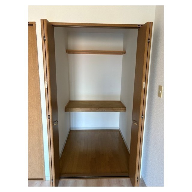 クレベール202号室 内観