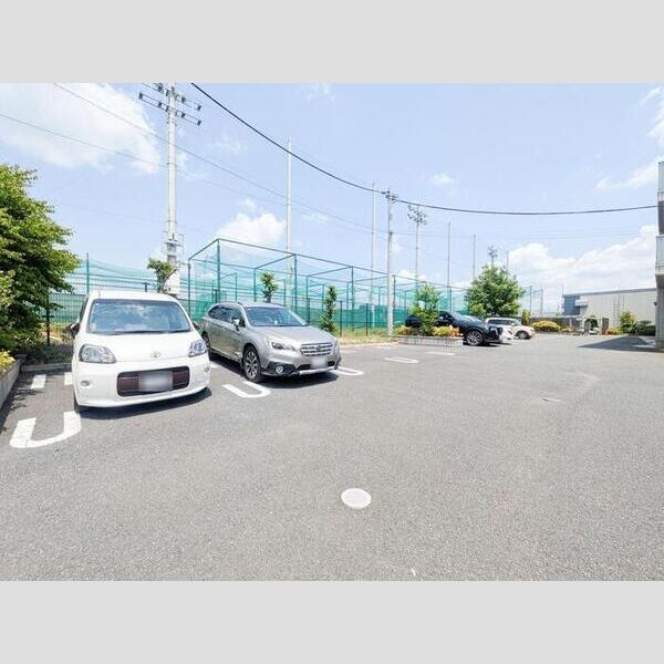 ステラタウン アークトゥルス 駐車場
