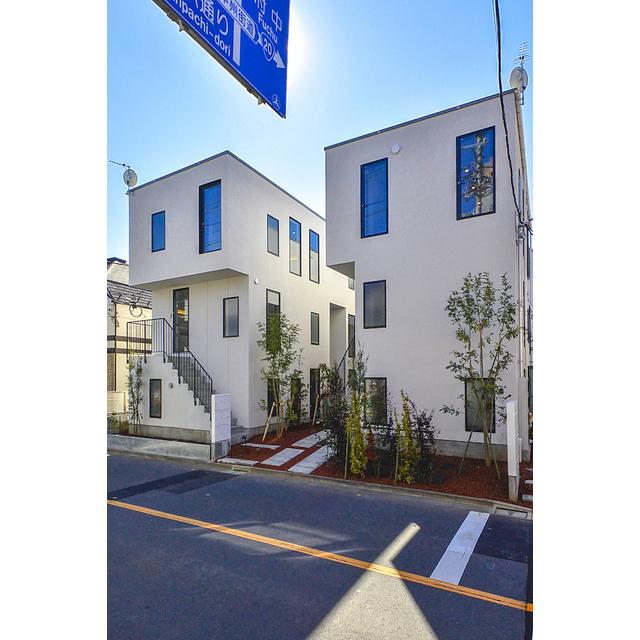 カラスヤマテラスN1階 外観