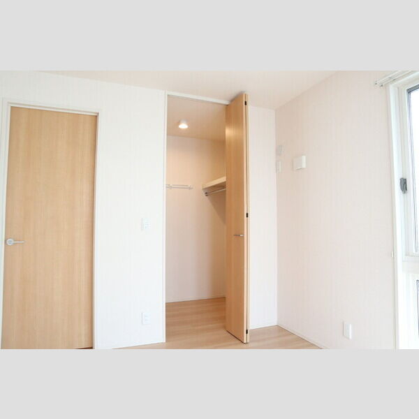 REGALO(レガーロ)101号室 ウォークインクローゼット