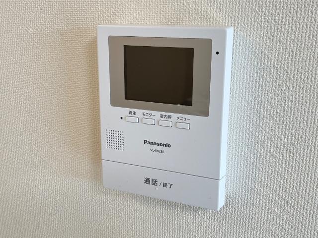 ミル・デュー泉203号室 カメラ付インターホン（イメージ）