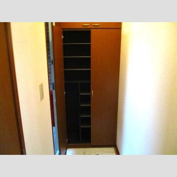 ノーブルタウン　弐番館 シューズBOX