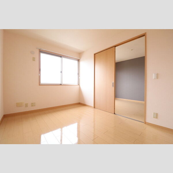 サニーガーデン302号室 洋室