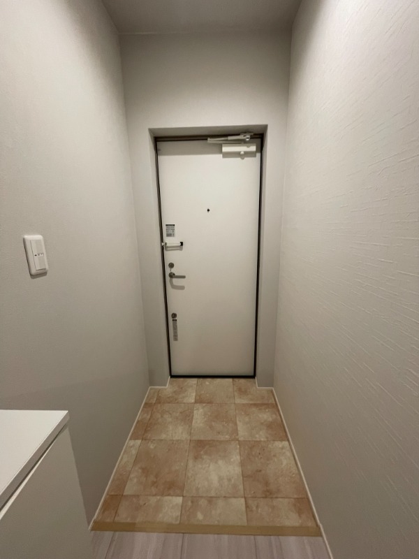 エリタージュ2階 玄関