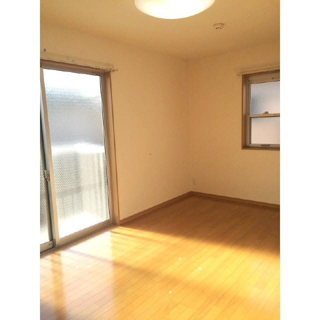 102号室