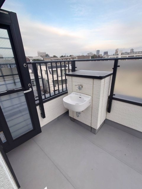 リムテラス駒場 バルコニー