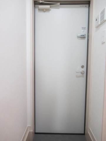 イルビラージュ平和台1階 玄関