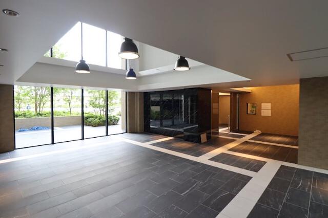 GENOVIA赤羽6階 エントランス